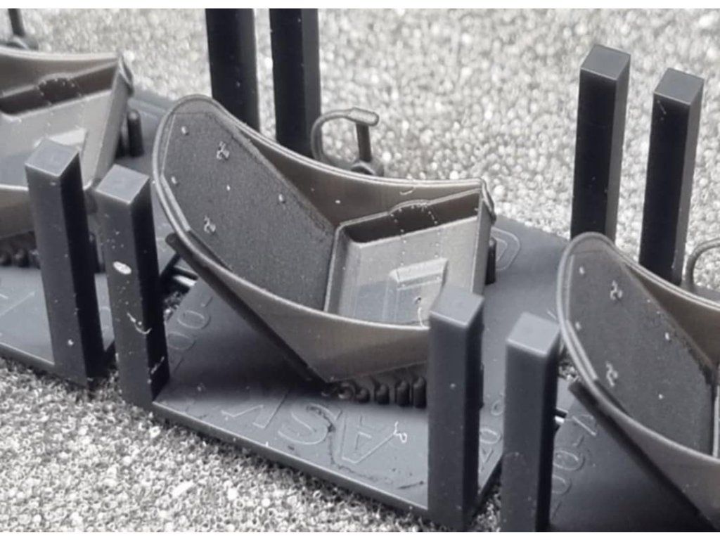 1:48 A-20G Havoc / Boston III seat with flight control column handlebars