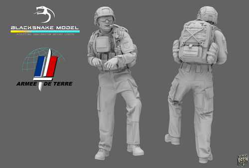 1:35 French Soldier 03