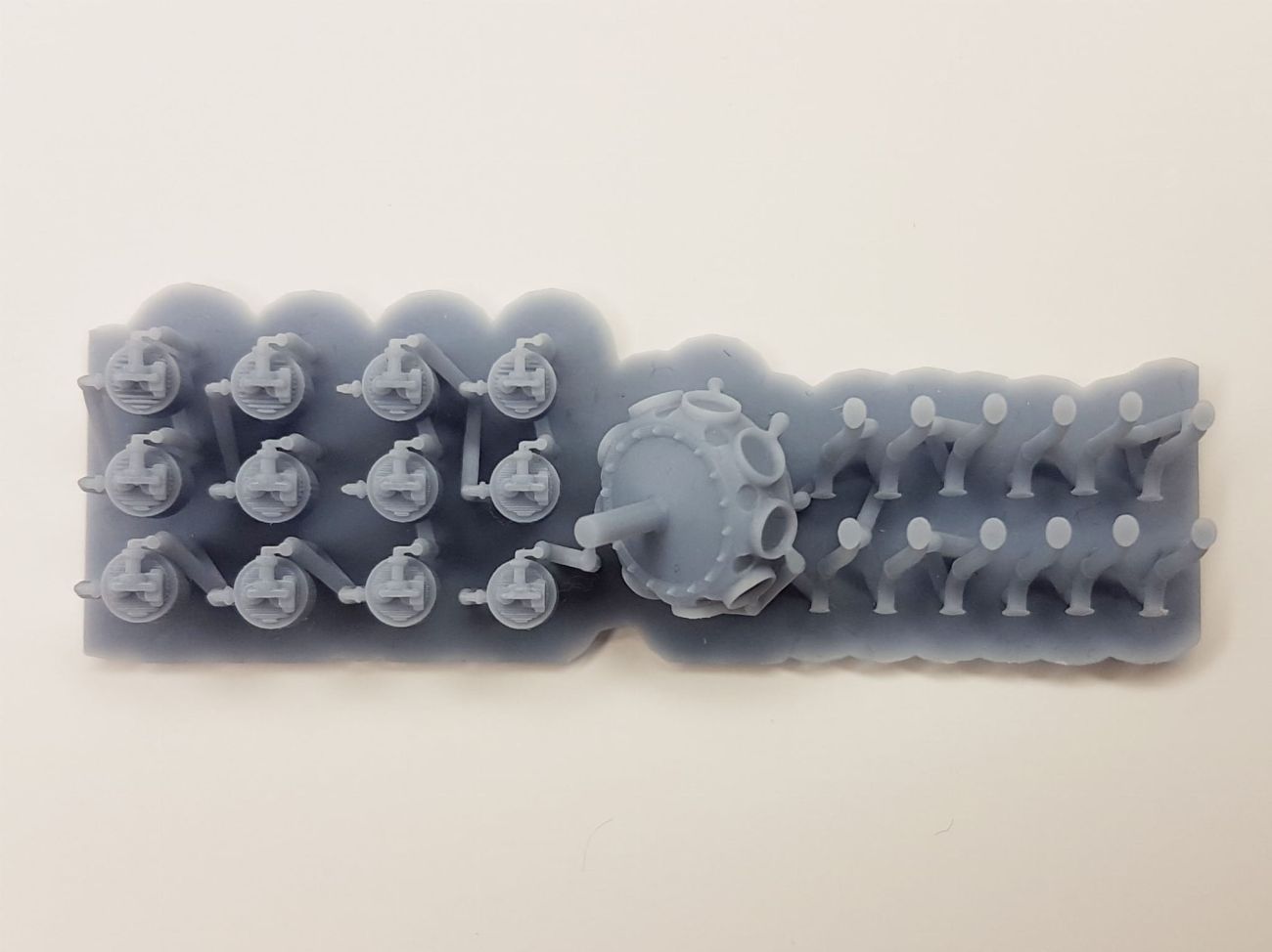 1:32 Le Rhone type J Engine