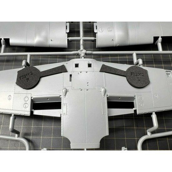 1:32 Bf 109K-4 Wheel bays - FOAM flexibel express fit mask for Kotare
