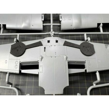 1:32 Bf 109K-4 Wheel bays - FOAM flexibel express fit mask for Kotare