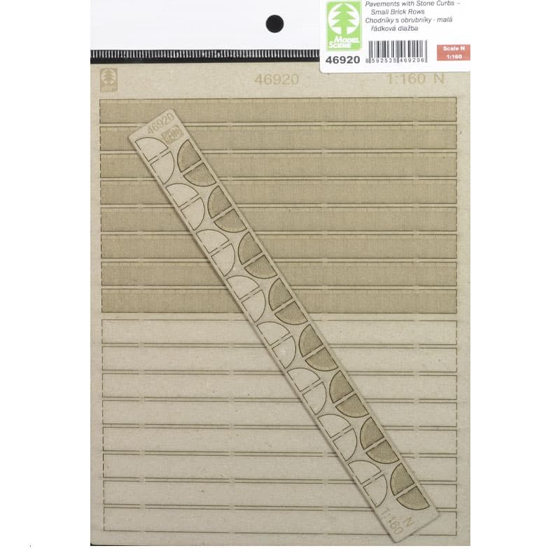 1:160 Pavements with Stone Curbs – Small Brick Rows (N) 46920