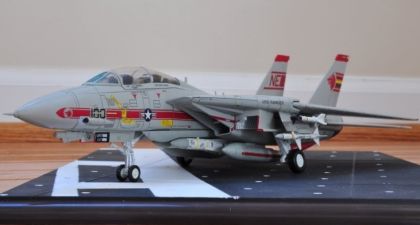 1:72 F-14A Tomcat USN VF-1 Wolfpack NE100, USS Ranger 1991