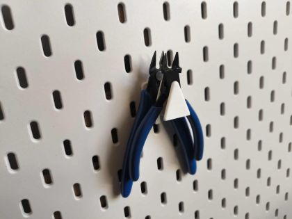 Držák na 2 kleště