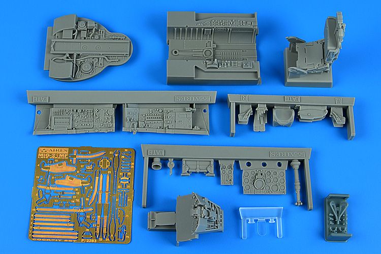 1:32 MiG-21MF Fishbed I cockpit set - late version for trumpeterresi