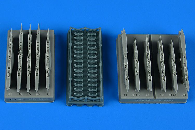 1:72 A-10A/C Thunderbolt II pylons for GWH