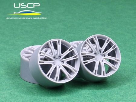 1:24 21 inch Porsche Panamera Exclusive Design
