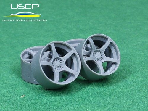 1:24 Cosmis VCP-N5R 18 + tires