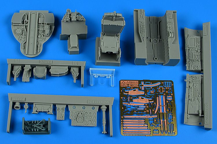 1:32 MiG-21MF Fishbed J - Cockpit Set Early Version for Trumpeter