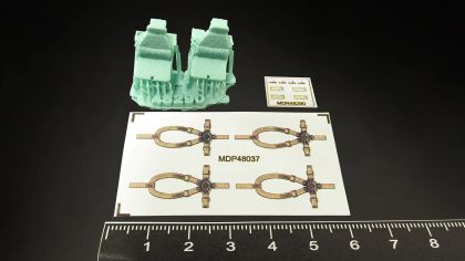 1:48 Pilot seats for Sikorsky UH-60, SH-60, MH-60 early