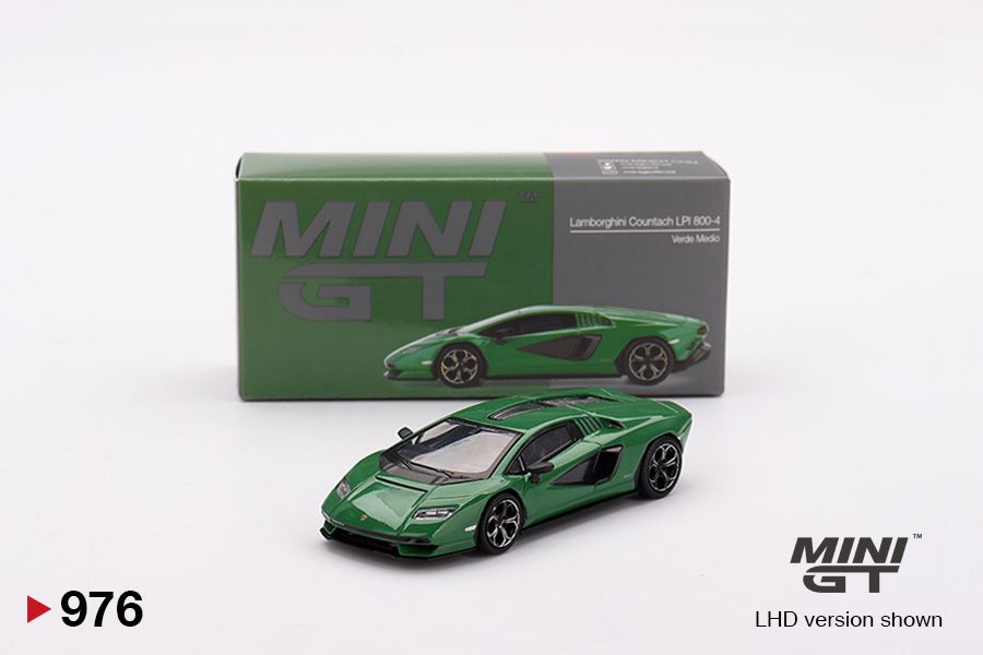 1:64 Lamborghini Countach LPI 800-4 2022 Verde Medio