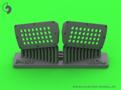 1:48 P-51 Mustang - carburator air filter cover - standard holed type (for Eduard)