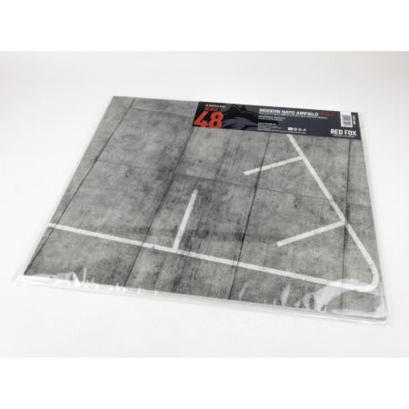 1:48 Modern NATO Airfield Type 5 380x320mm (Universal)