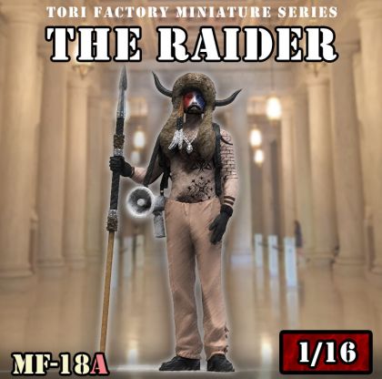 1:16 The Raider (1 Figure)