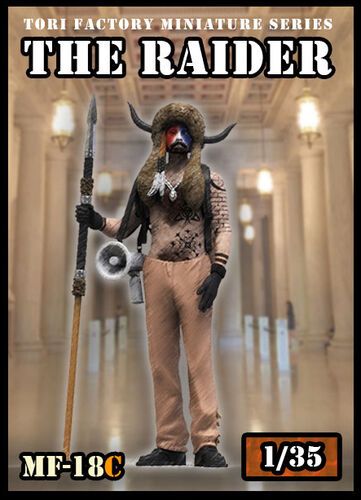 1:35 The Raider (1 Figure)