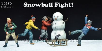 1:35 Snowball Fight