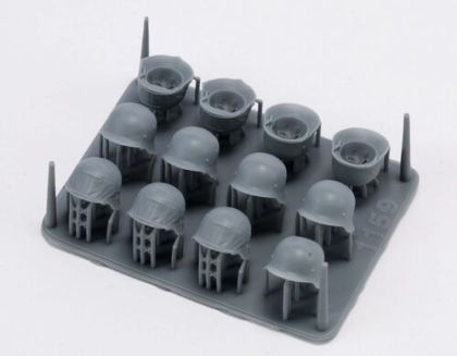 1:35 German WWII Helmets