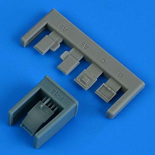 1:72 F-14D Tomcat extended, folded ladder - Tamiya