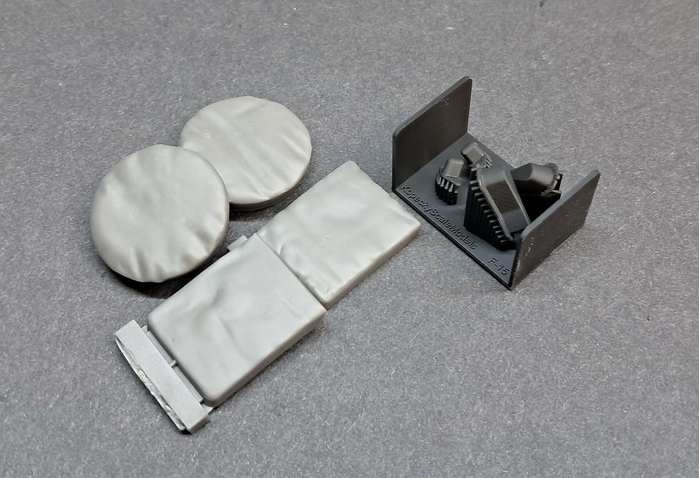 1:32 FOD set for Tamiya kit.