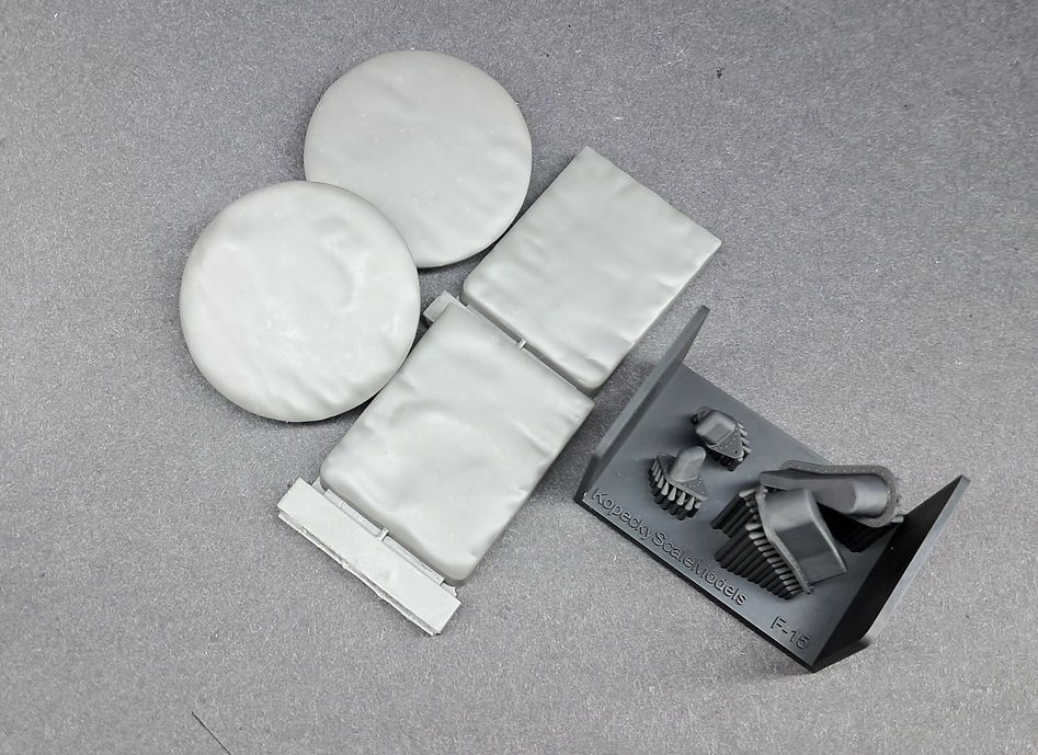 1:48 FOD set for Revell kit.