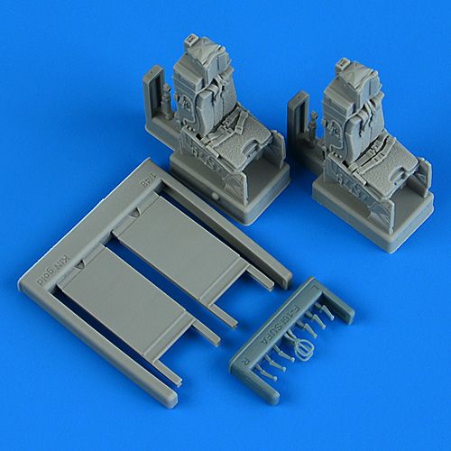 1:48 F-16I Sufa ejection seats with safety belts for Kinetic