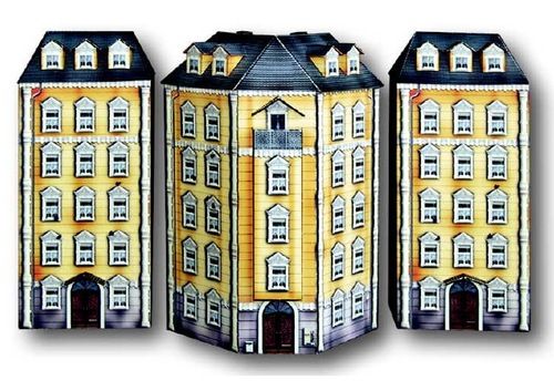 H0 cardboard corner house