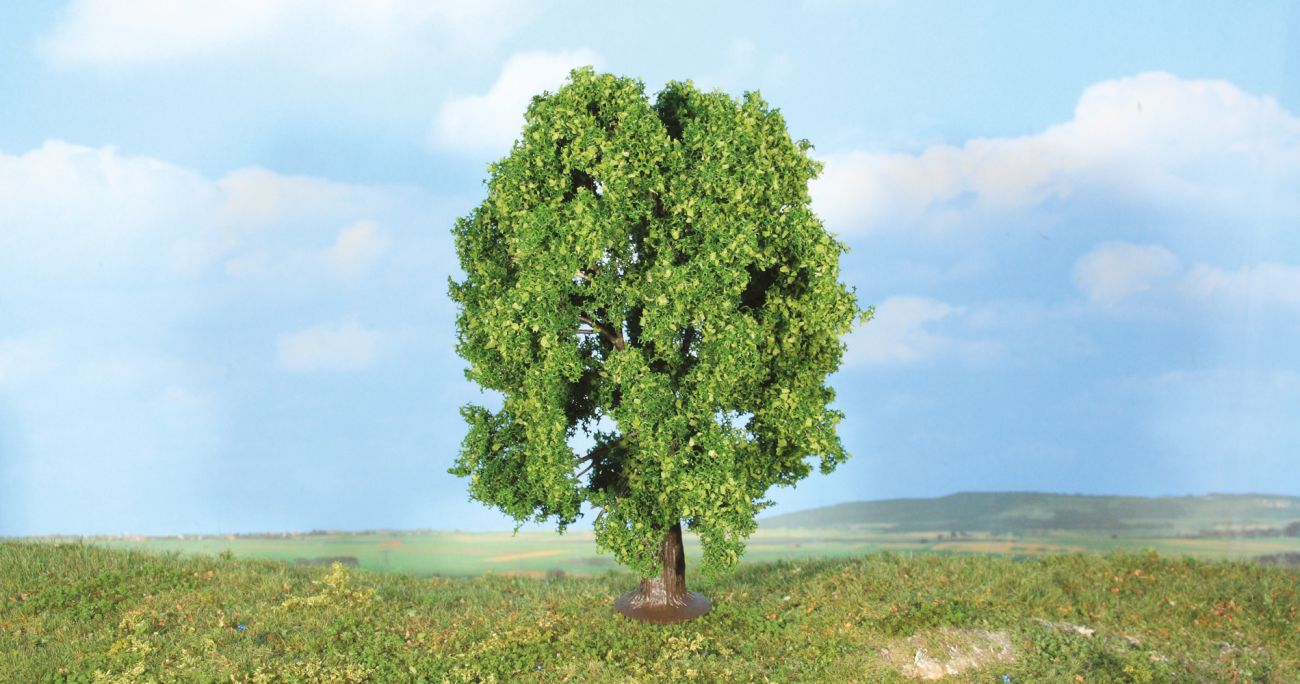 Chestnut Tree 18 cm, 1 pc.