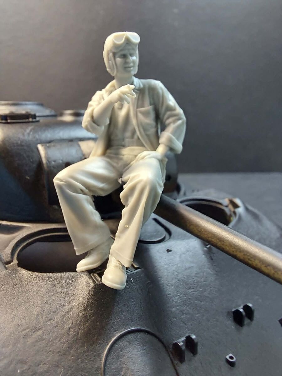 1:35 PTO Sherman Gun Barrel Rider (1 Figure)