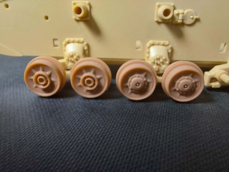 1:35 Pz.Kpfw IV Ausf H-J burn out wheels	