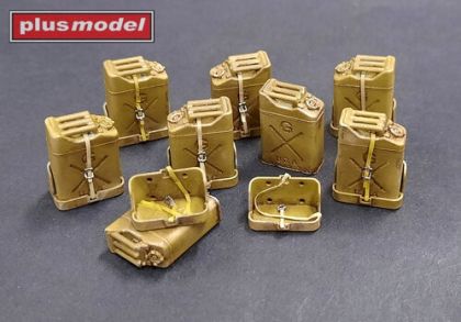 1:35 US Canisters With Holders (8pcs)