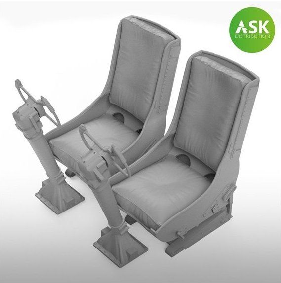 1:48 B-25 Mitchell - pilots seats without seat belts and control columns