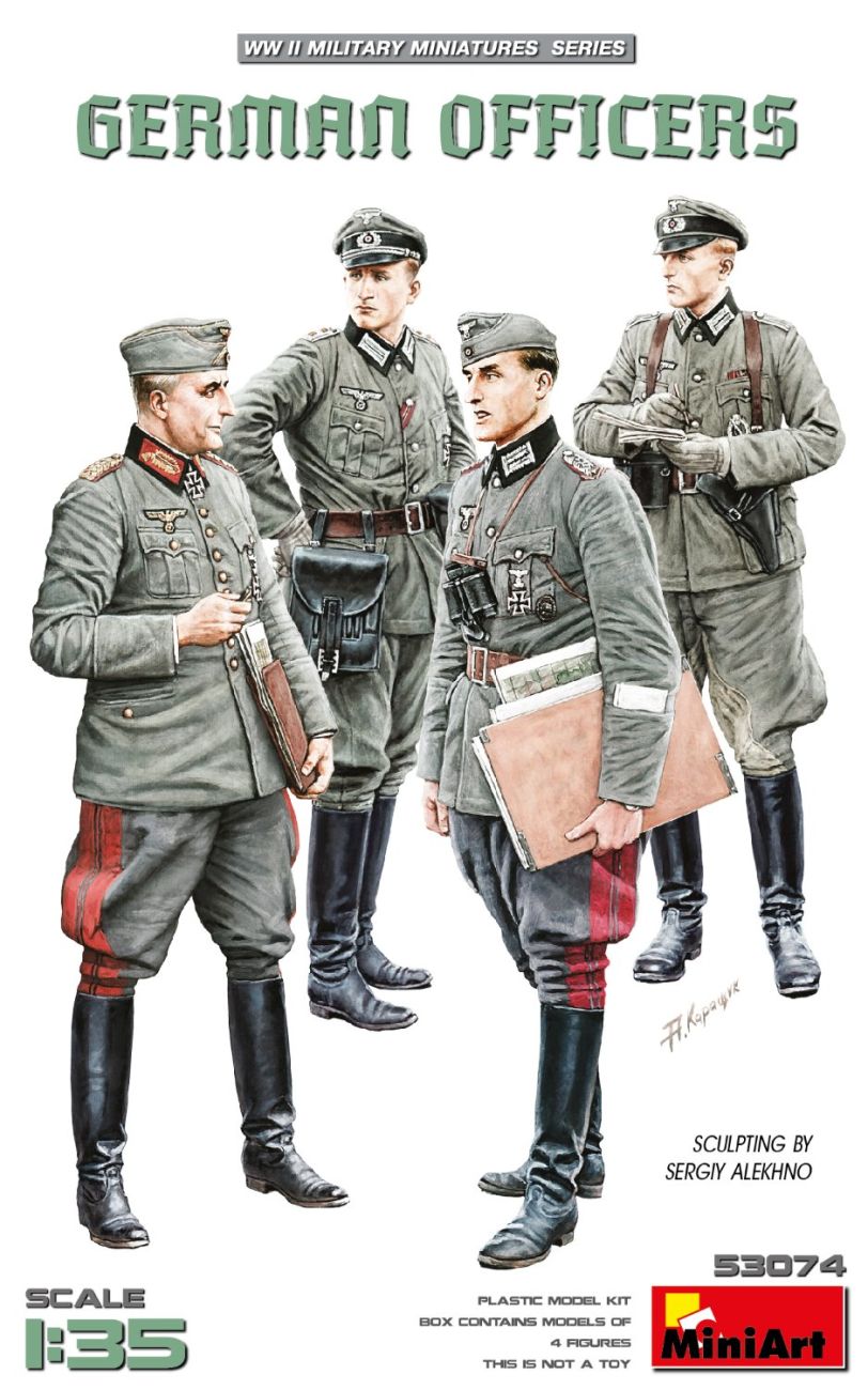 1:35 German Officers