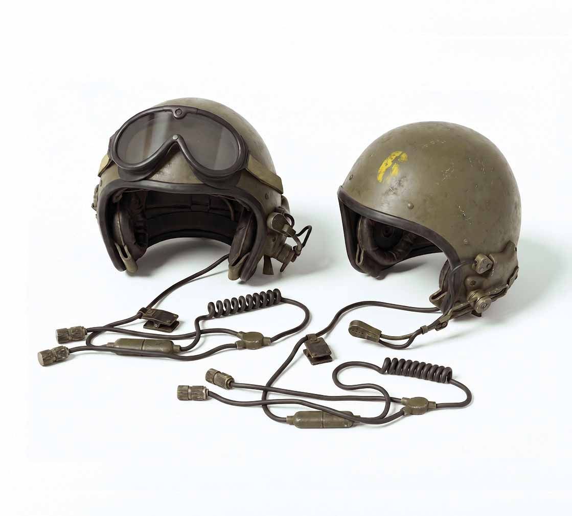 1:16 US Army CVC T56-6 Tanker Helmet - Vietnam War (2 pcs / 3D-Printed)