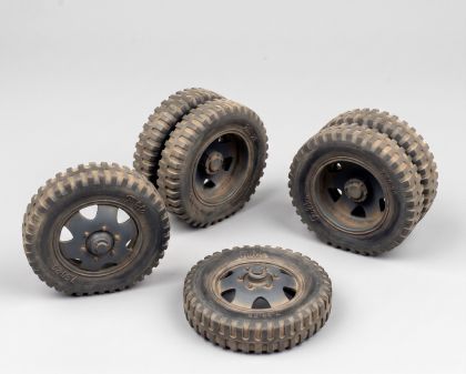 1:35 Mercedes Benz L-1500 4x2 - Sagged Wheels (3D-Printed)