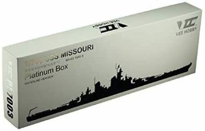 1:700 USS MISSOURI BB-63 1945 Platinum Box