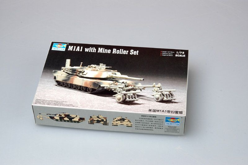 1:72 M1A1 with Mine Roller Set