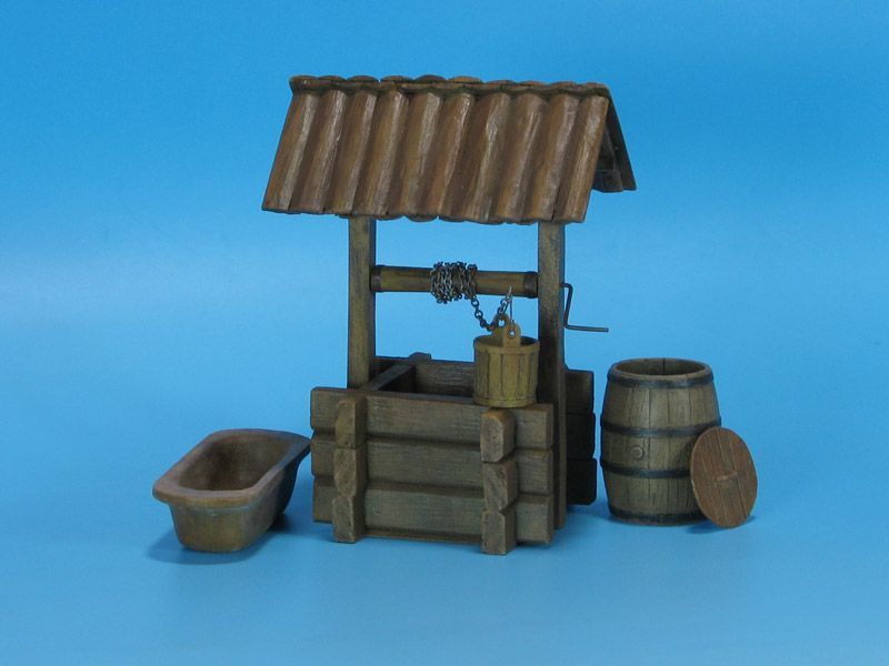 1:35 Wooden Water Well