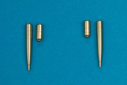 2 x 20mm Hispano cannons