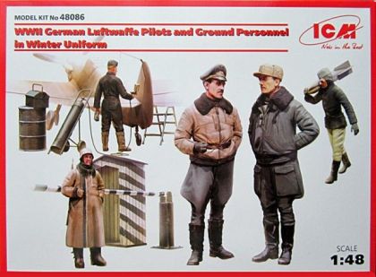 1:48 WWII German Luftwaffe Pilots and Ground Personnel in Winter Uniform