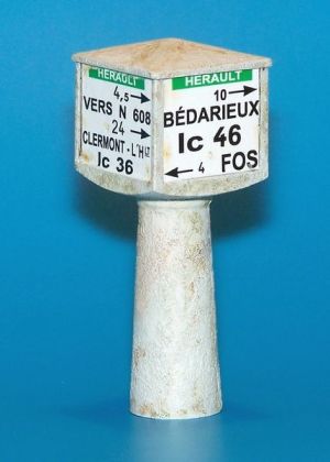 1:35 Silniční směrník - Francie