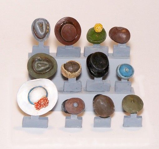 1:35 Klobouky a čepice