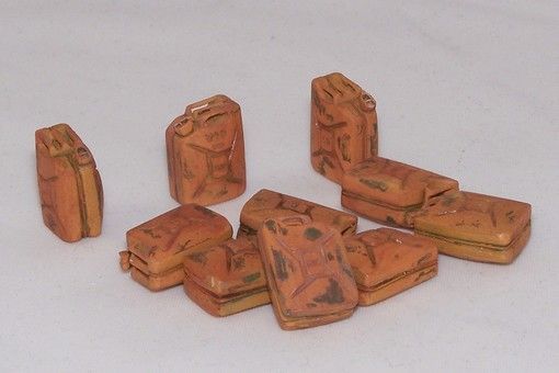 1:35 Vyhořelé kanystry - GB WWII