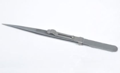 160mm Fine Serrated Locking Tweezers