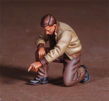 1:35 WWII US mechanic