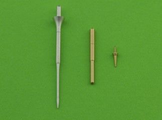 1:32 F-4 Phantom II (long nose versions) - F-4E, F, G, EJ and recce variants RF-4B, C, E, EJ