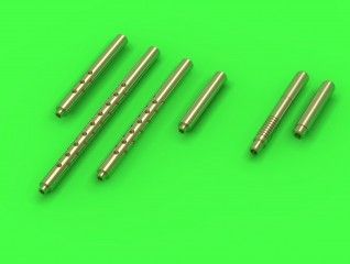 1:72 P-38 Lightning - early armament (.50 cal Brownings with drilled cooling jackets & early and late 20mm cannon tips)