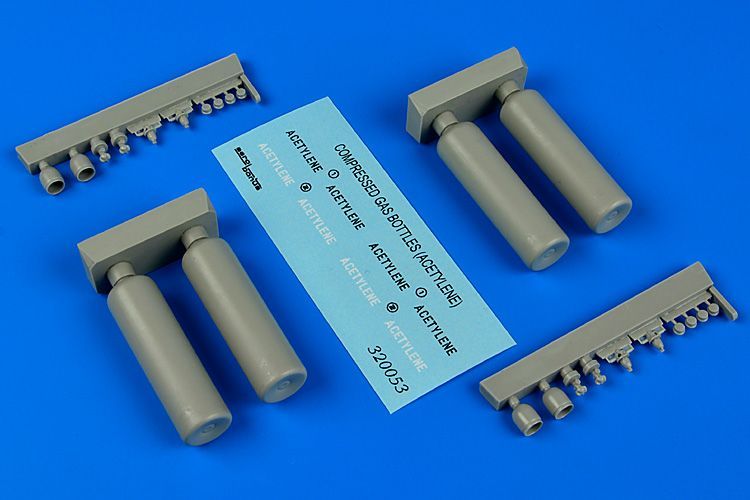 1:32 Compressed gas bottles - acetylene