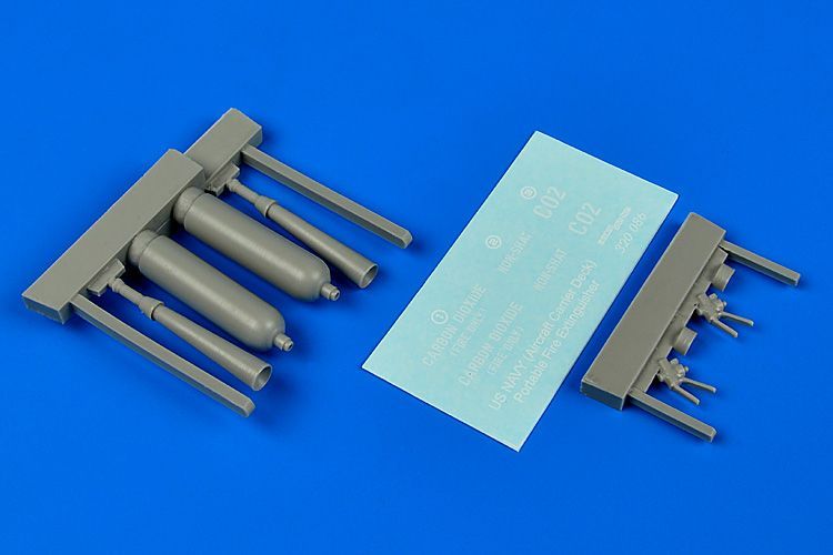 1:32 US NAVY CO2 PSH-20 fire extinguishers