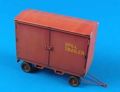 1:48 USAF F-2A spill trailer