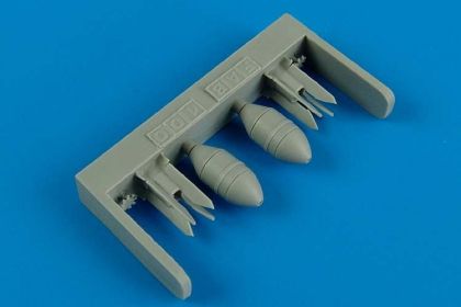 1:48 FAB-100 Soviet WW II bombs